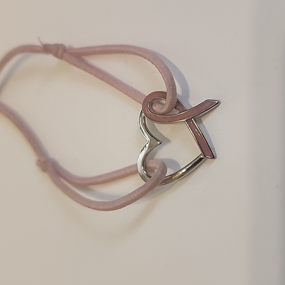 breast cancer heart bracelet. elastic band - Picture 2 of 3